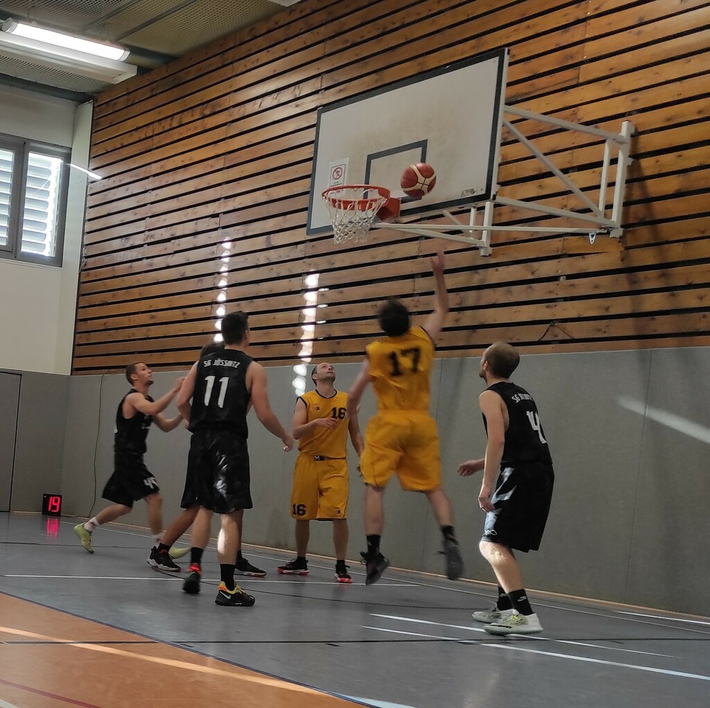 SSV_Jösnitz_Stefan_Layup.jpg